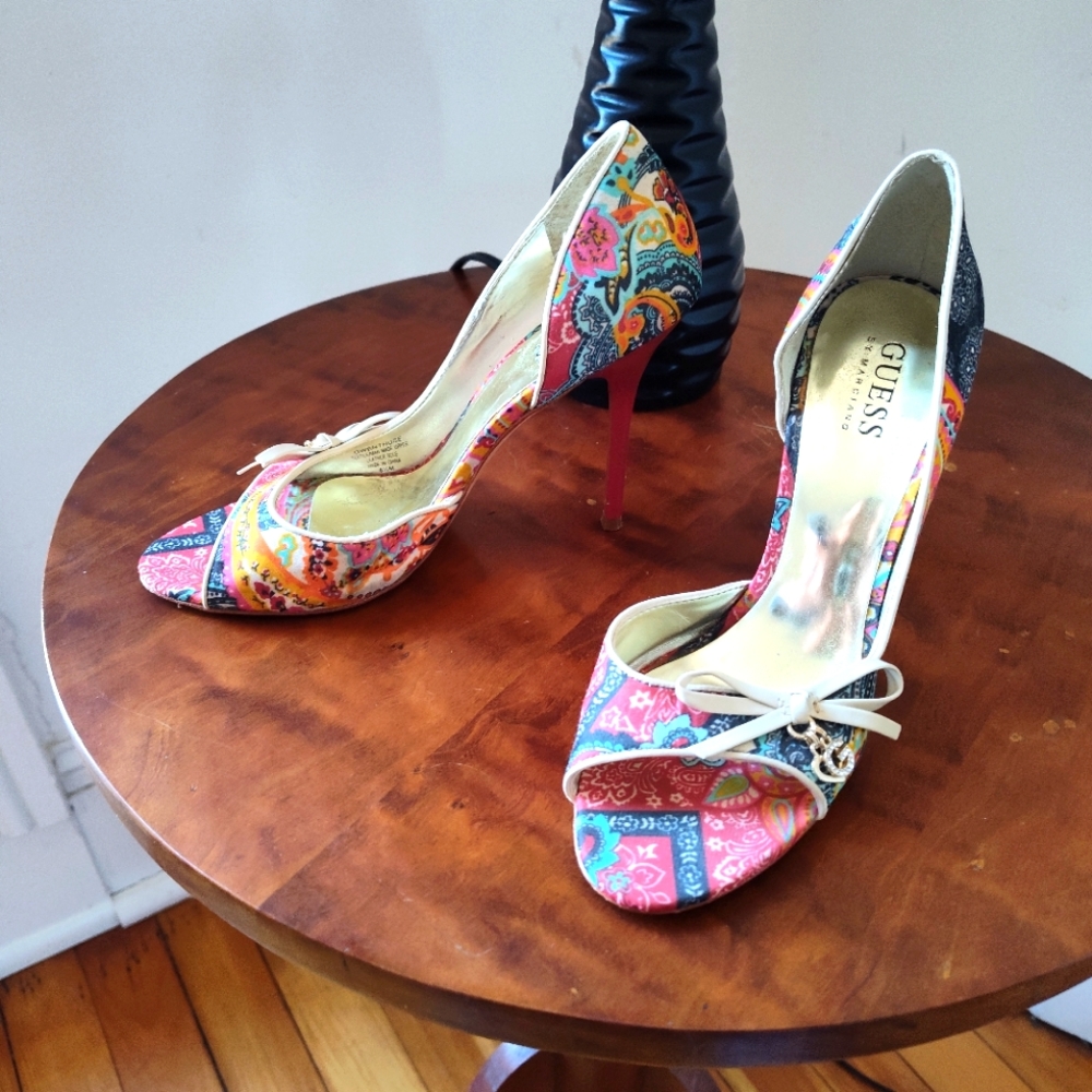 Guess Gwenthuse Open Toe D'orsay Multi Color Pais… - image 2